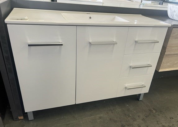 1200mm Encore white gloss vanity (Pick up only)