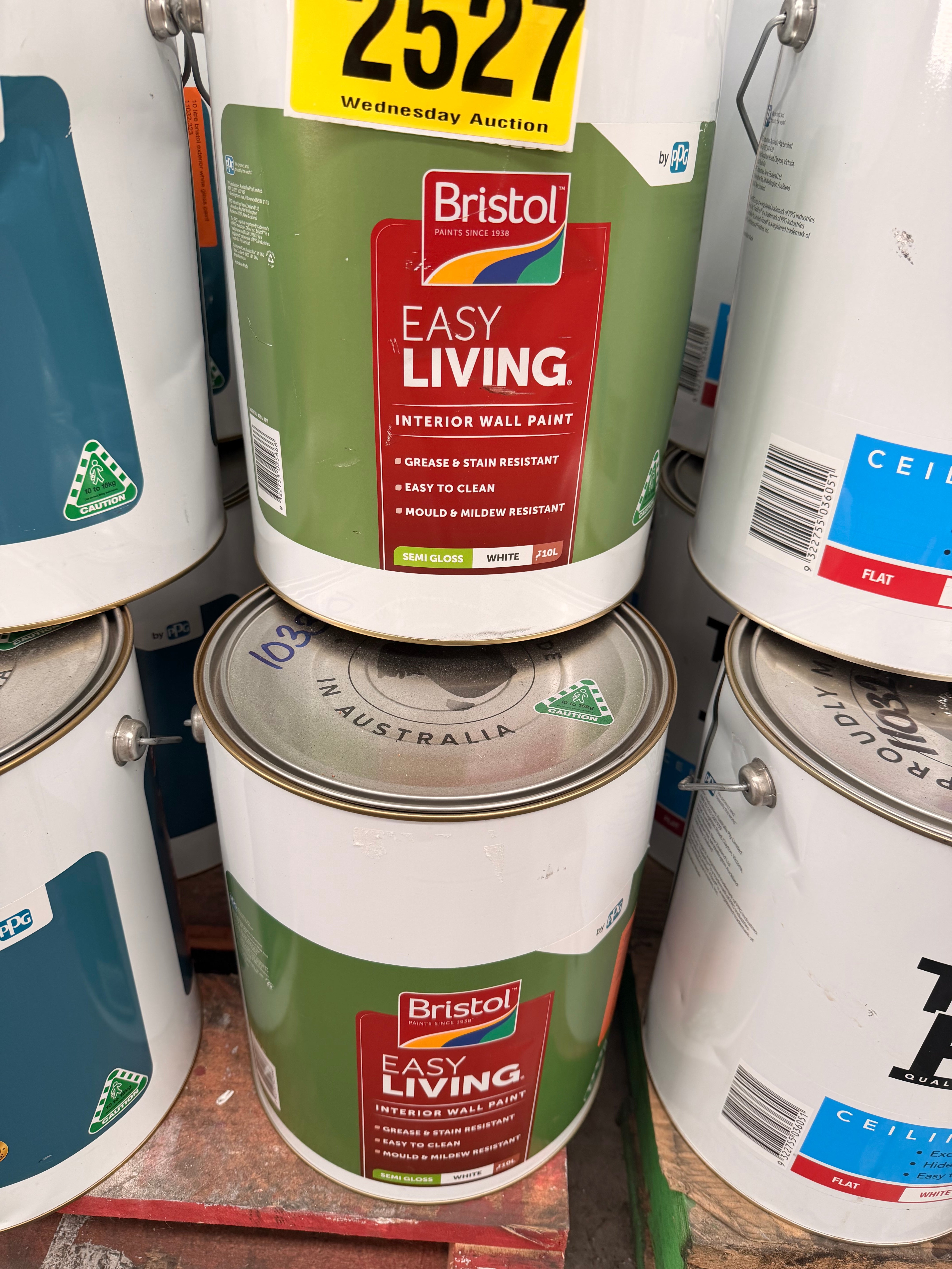 10 Litre Bristol Easy living semi gloss white paint  (Pick up only)