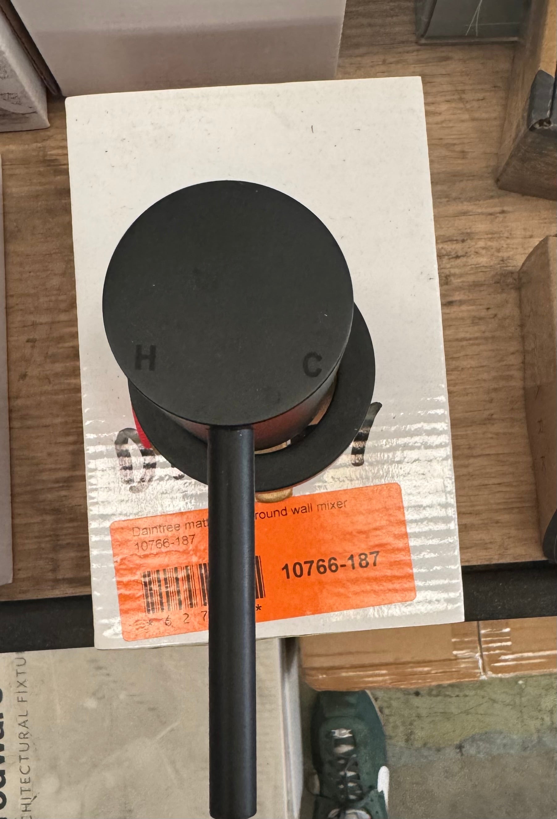Daintree Matte Black Round Wall Mixer (Pick up only)