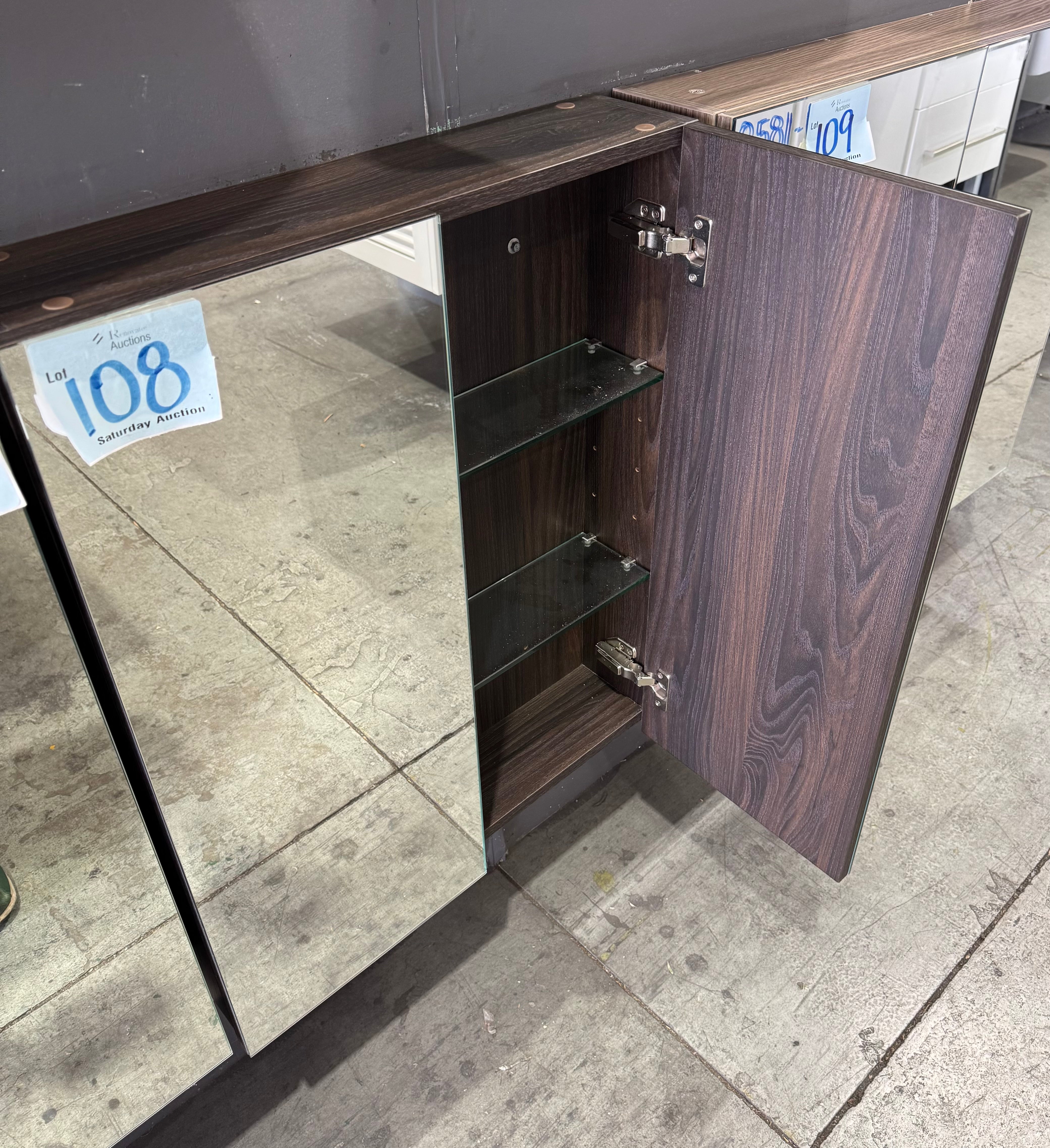 600mm Ebony timber look 2 door mirrored shaving cabinet (Pick up only)