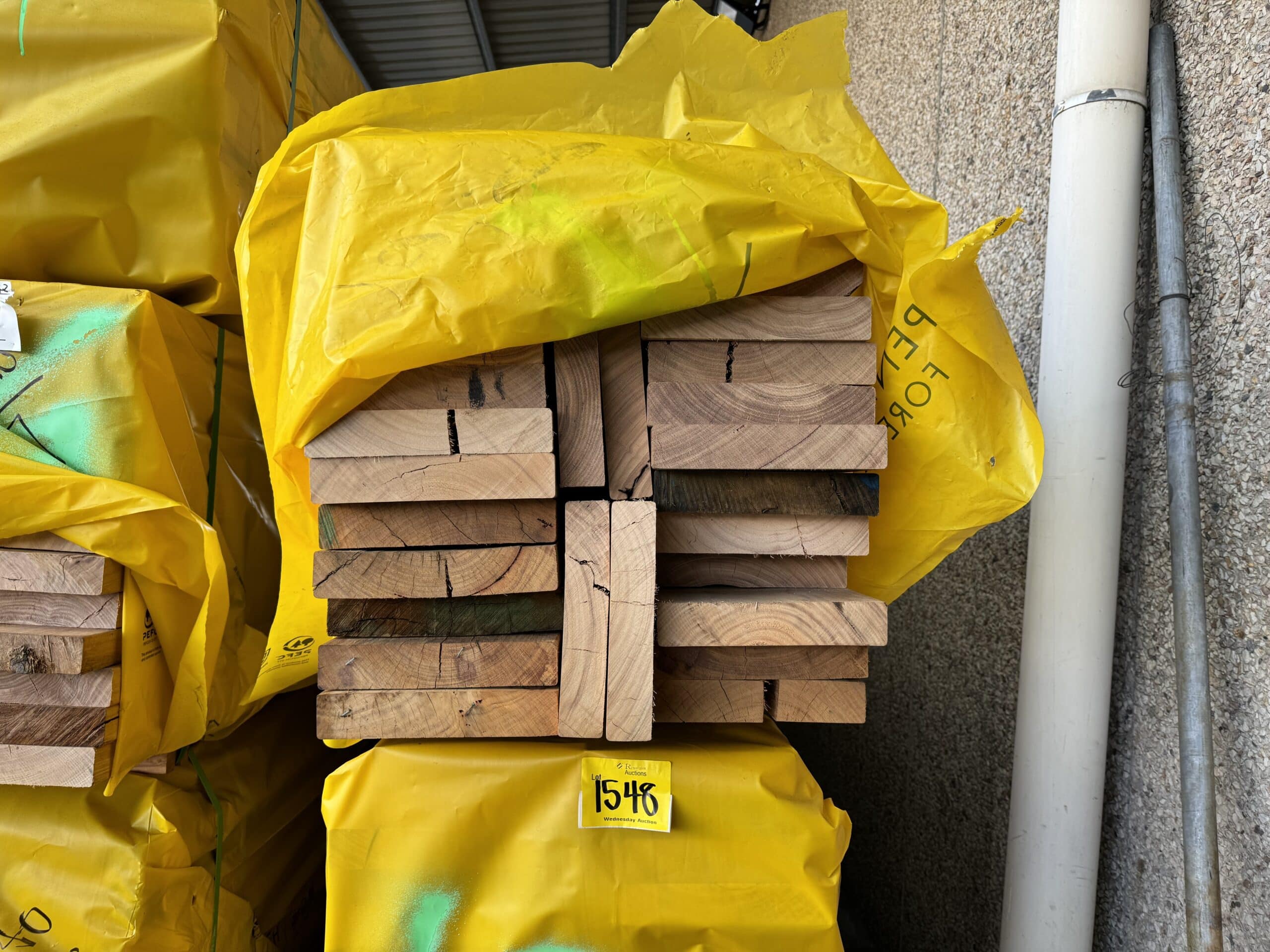 240x45 Reject Hardwood pack $18 LM (pick up only).