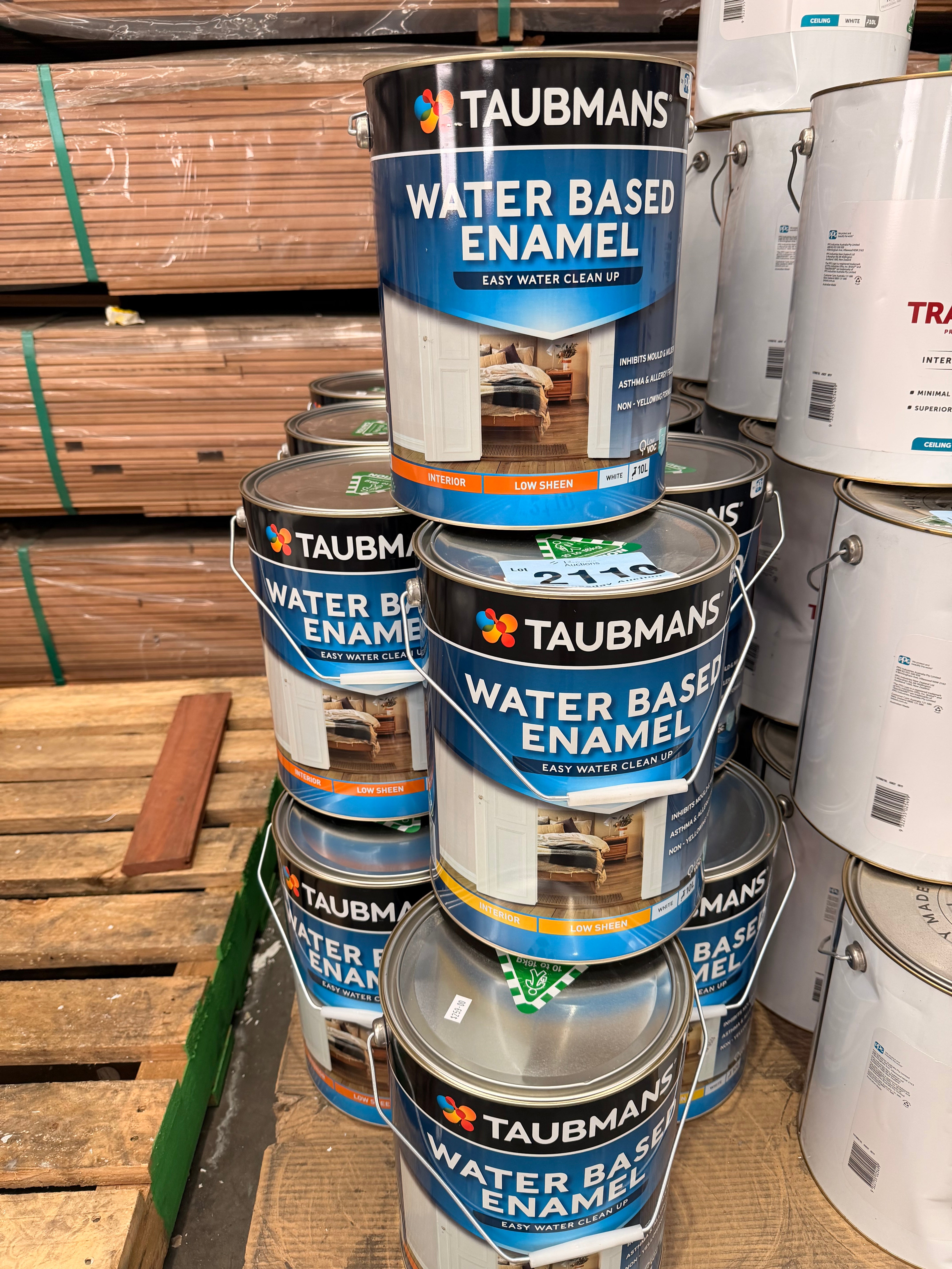 10 Litre Taubmans Water based enamel white low sheen interior paint (Pick up only)
